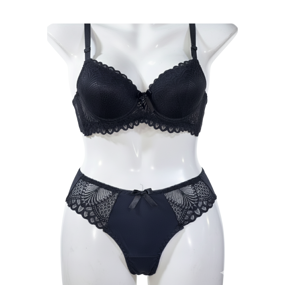 UN-Tempt Wired Bridal wear